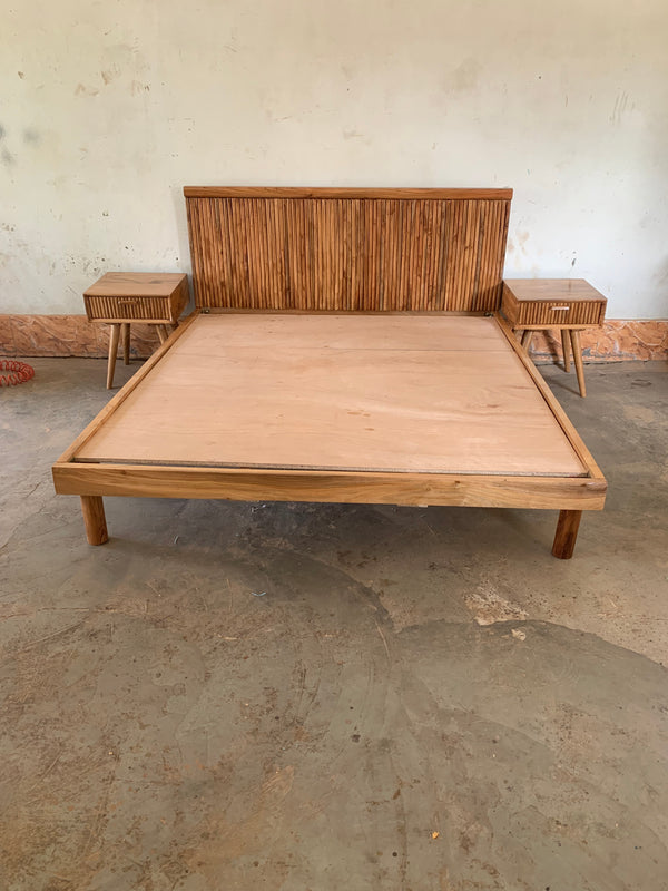 Odean Acacia Bed (Queen size)