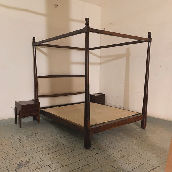 Canopy Bed With Side Tables